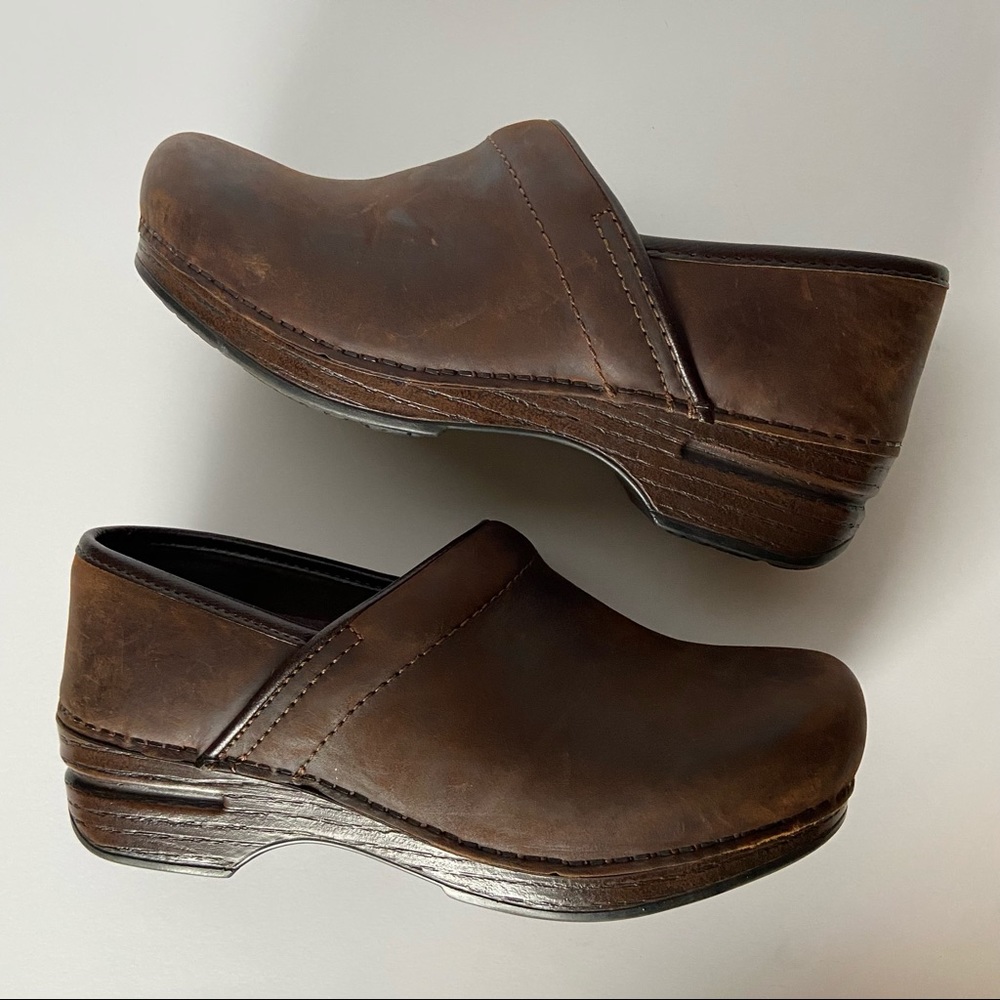 Dansko XP Professional Mule Clogs Oiled Brown Leather Size 37